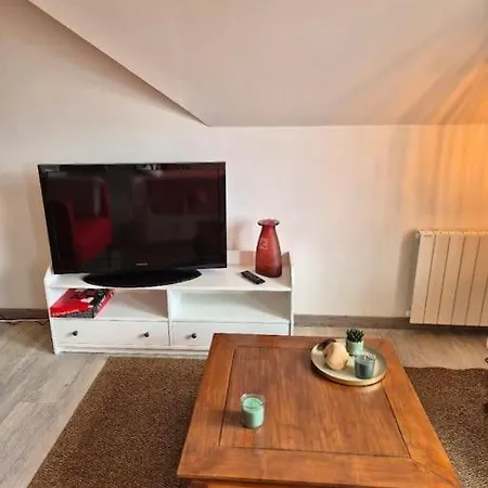 L'escale Du 28 *